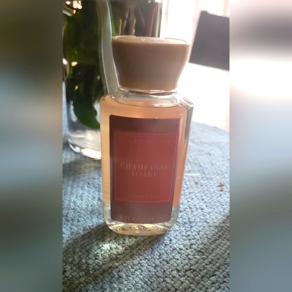 Bath & Body Works "Champagne Toast" Mini Set of 3 - Picture 3 of 8